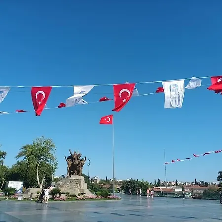 Cute 1 Bed Apartment, At The Heart Of Konyaalti Lägenhet Antalya