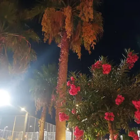 Cute 1 Bed Apartment, At The Heart Of Konyaalti Lägenhet Antalya
